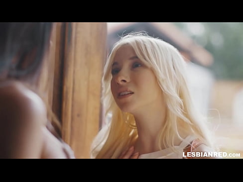 ❤️ Дівчина приходить додому через кілька місяців і в кінцевому підсумку їсть кицьку своєї мачухи ❤️ Анальне відео на uk.desixxxtube.ru ️❤